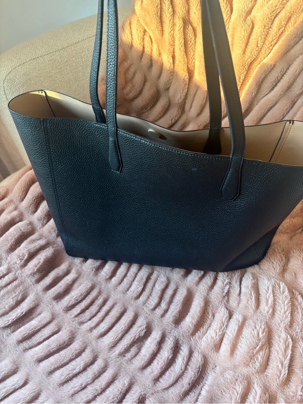 Tory Burch Black Leather Double-Handle Tote with Gold Logo - Picture 4 of 5